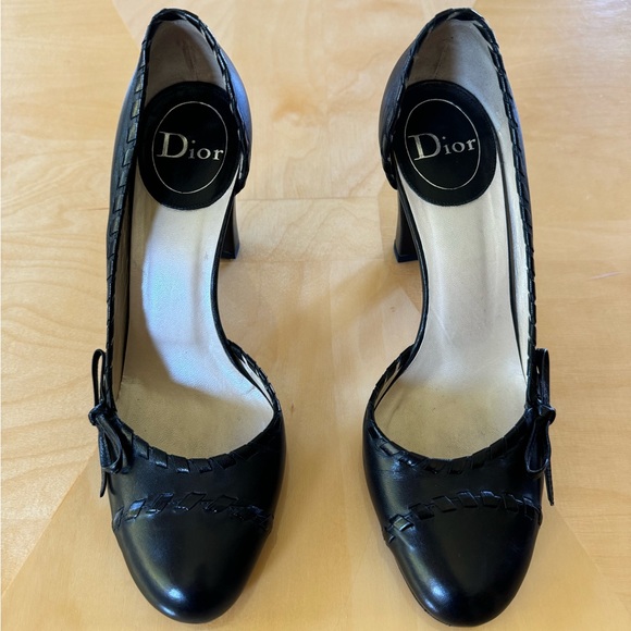 EUC Dior Black Leather Round Toe Heels Size 39 8.5 - Picture 1 of 9